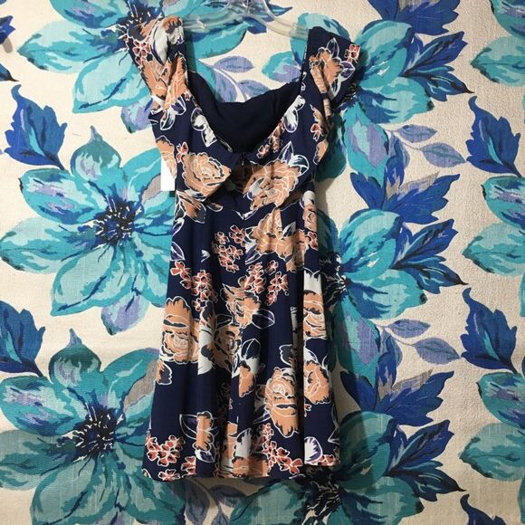 🆕 Lovers + Friends Vineyard Off Shoulder Button Down Floral Dress size XS - Picture 4 of 5